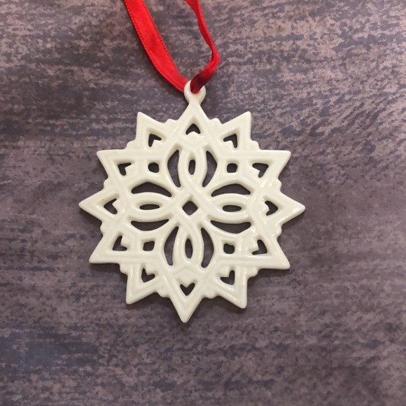 Lenox pierced snowflake Christmas charm ornament. Good condition. Red ribbon. - Picture 3 of 3
